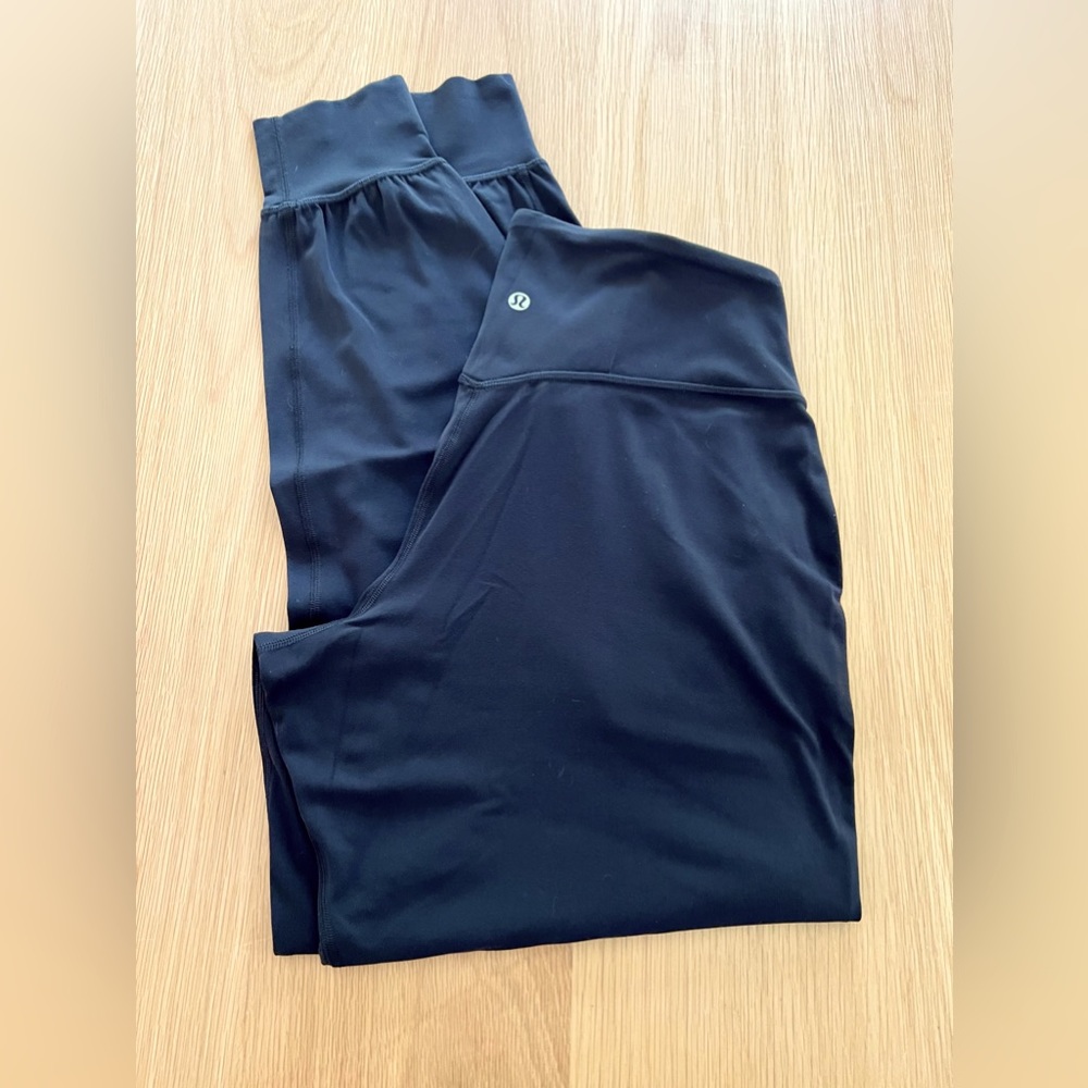 Lululemon Align full length jogger in black size 8